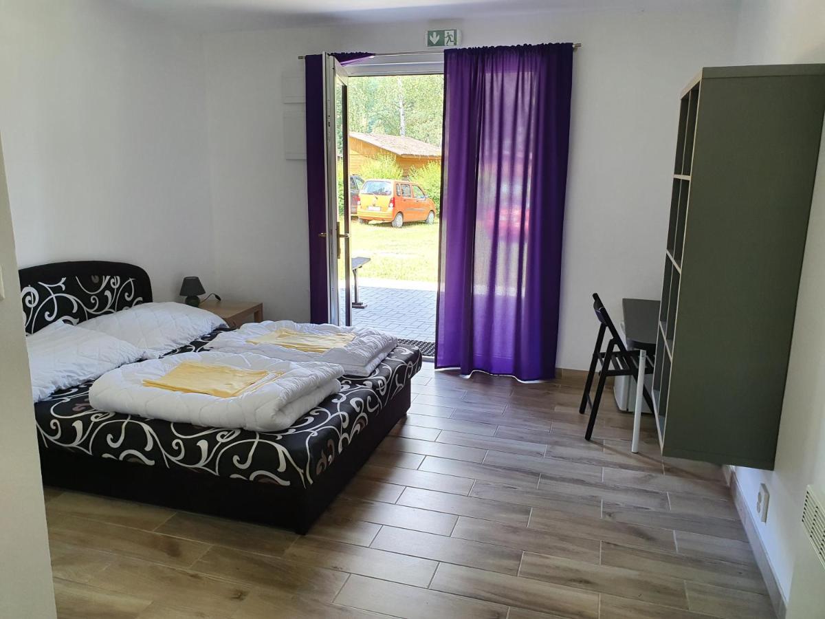 Juniorcamp Nova Zivohost Otel Křečovice Dış mekan fotoğraf
