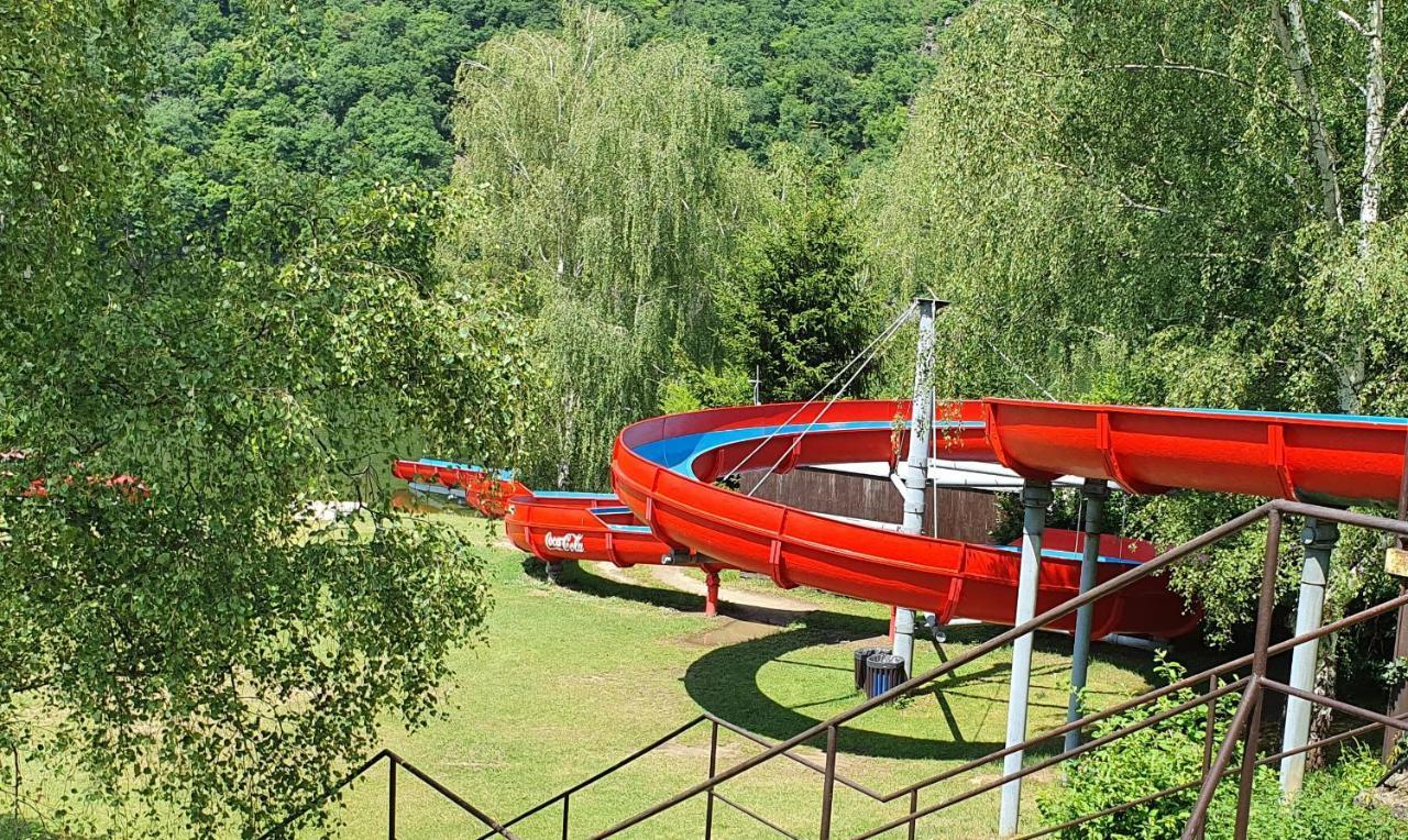 Juniorcamp Nova Zivohost Otel Křečovice Dış mekan fotoğraf